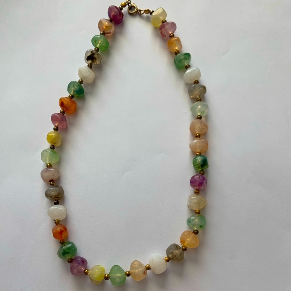 🦖5 for $20 | Vintage acrylic beaded necklace simulating semi precious stones